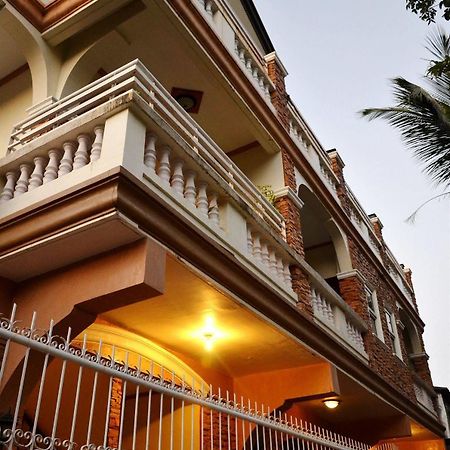 Casa D' Estrella Apartelle Balabag  Extérieur photo