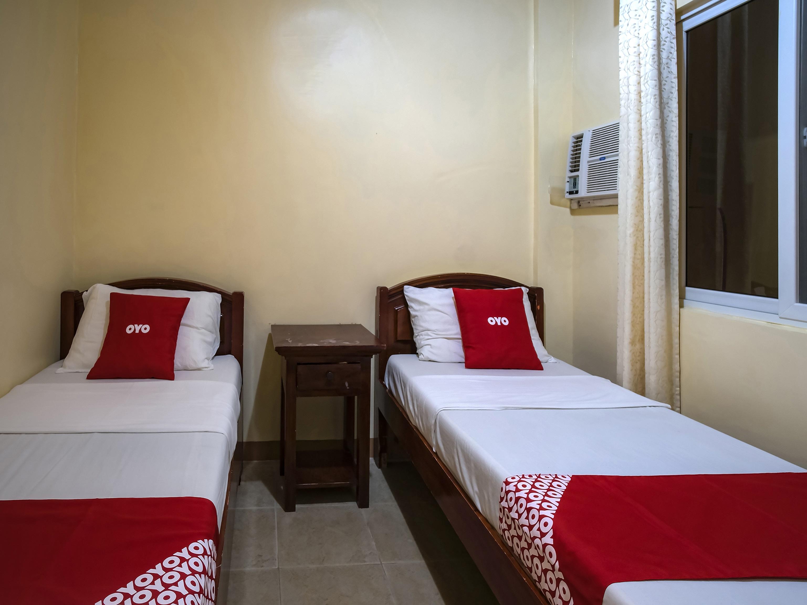 Casa D' Estrella Apartelle Balabag  Extérieur photo
