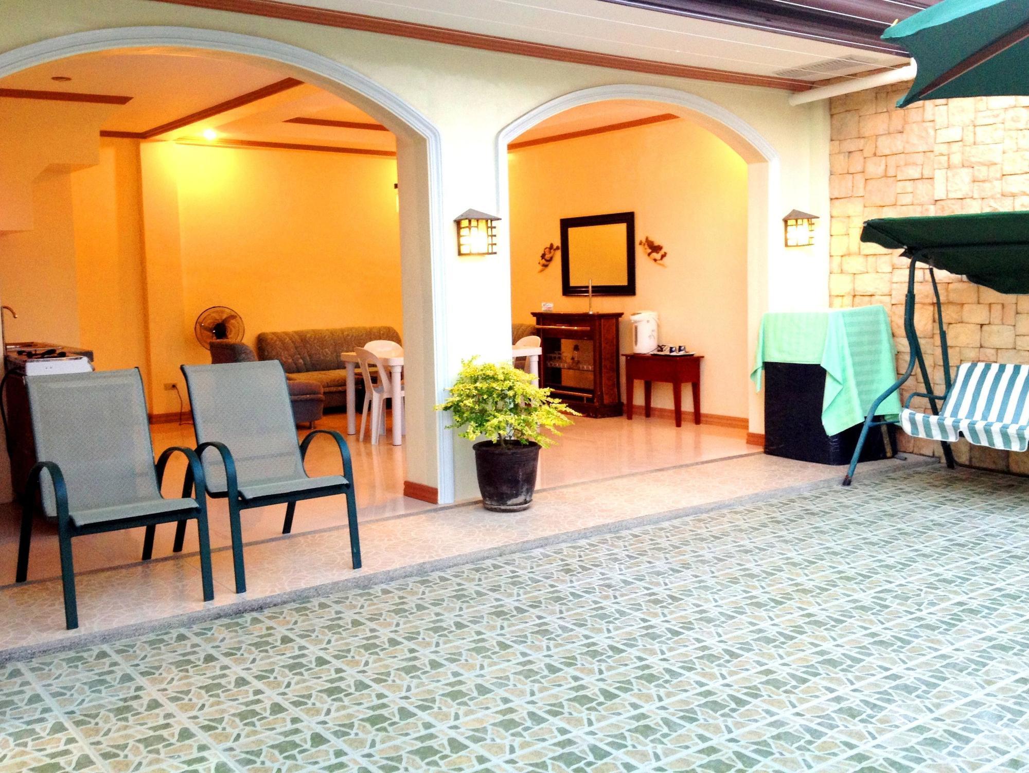 Casa D' Estrella Apartelle Balabag  Extérieur photo