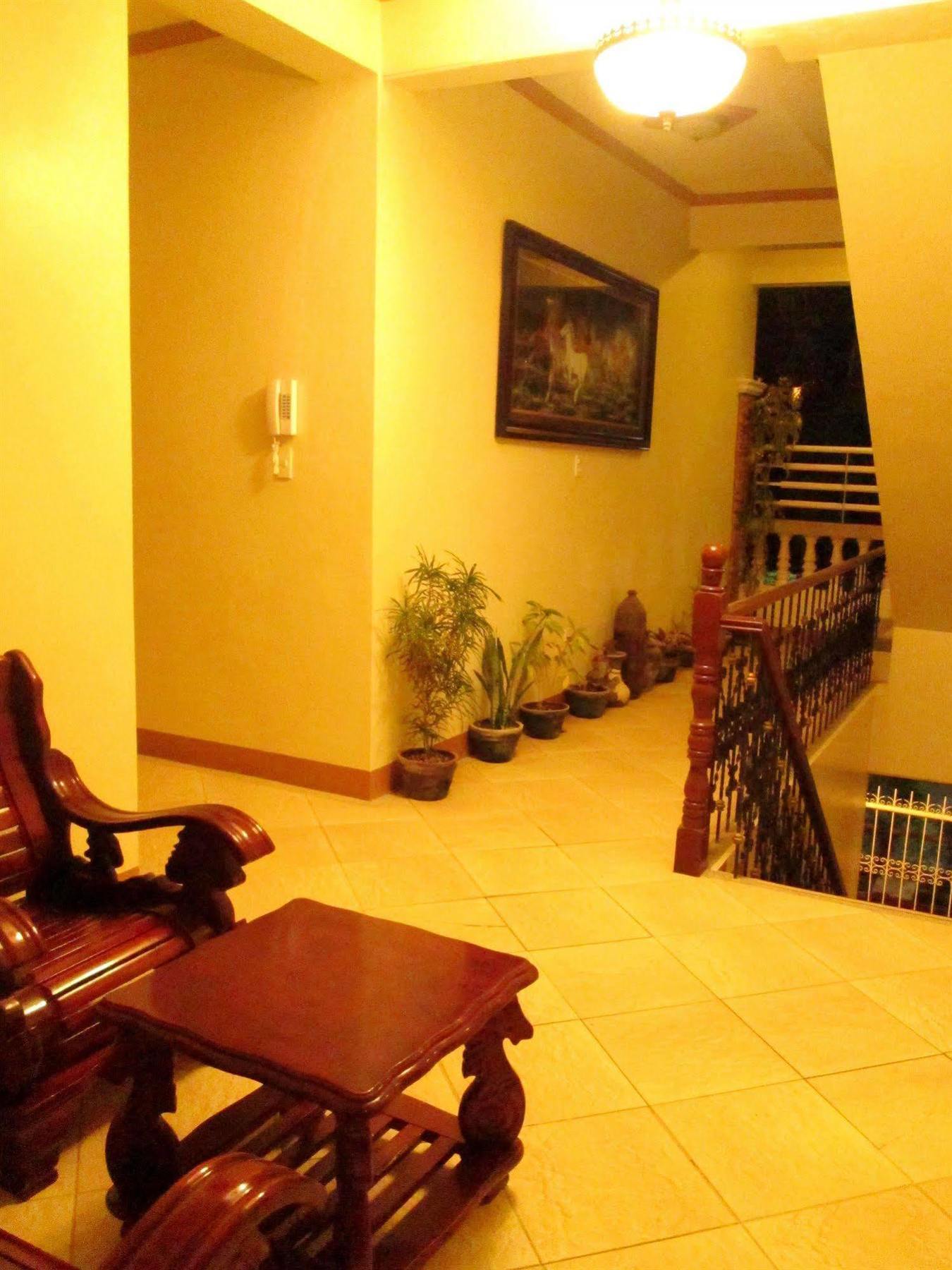 Casa D' Estrella Apartelle Balabag  Extérieur photo